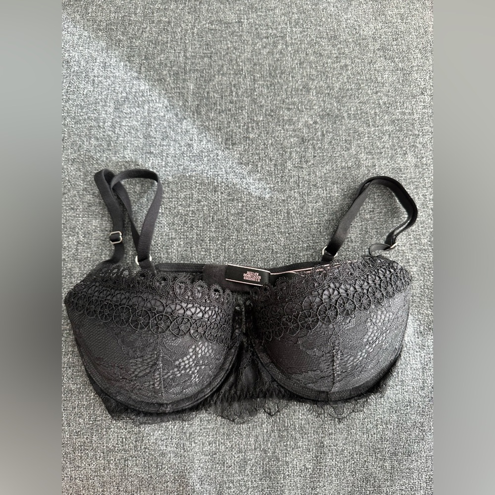 Victoria's Secret pushup bra